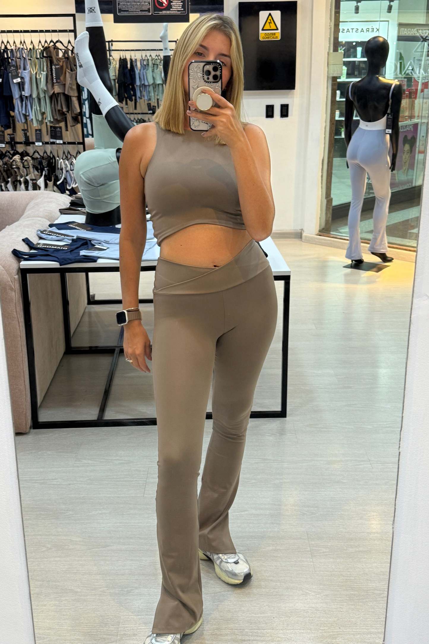 PANT NIRVANA / CASTANHO
