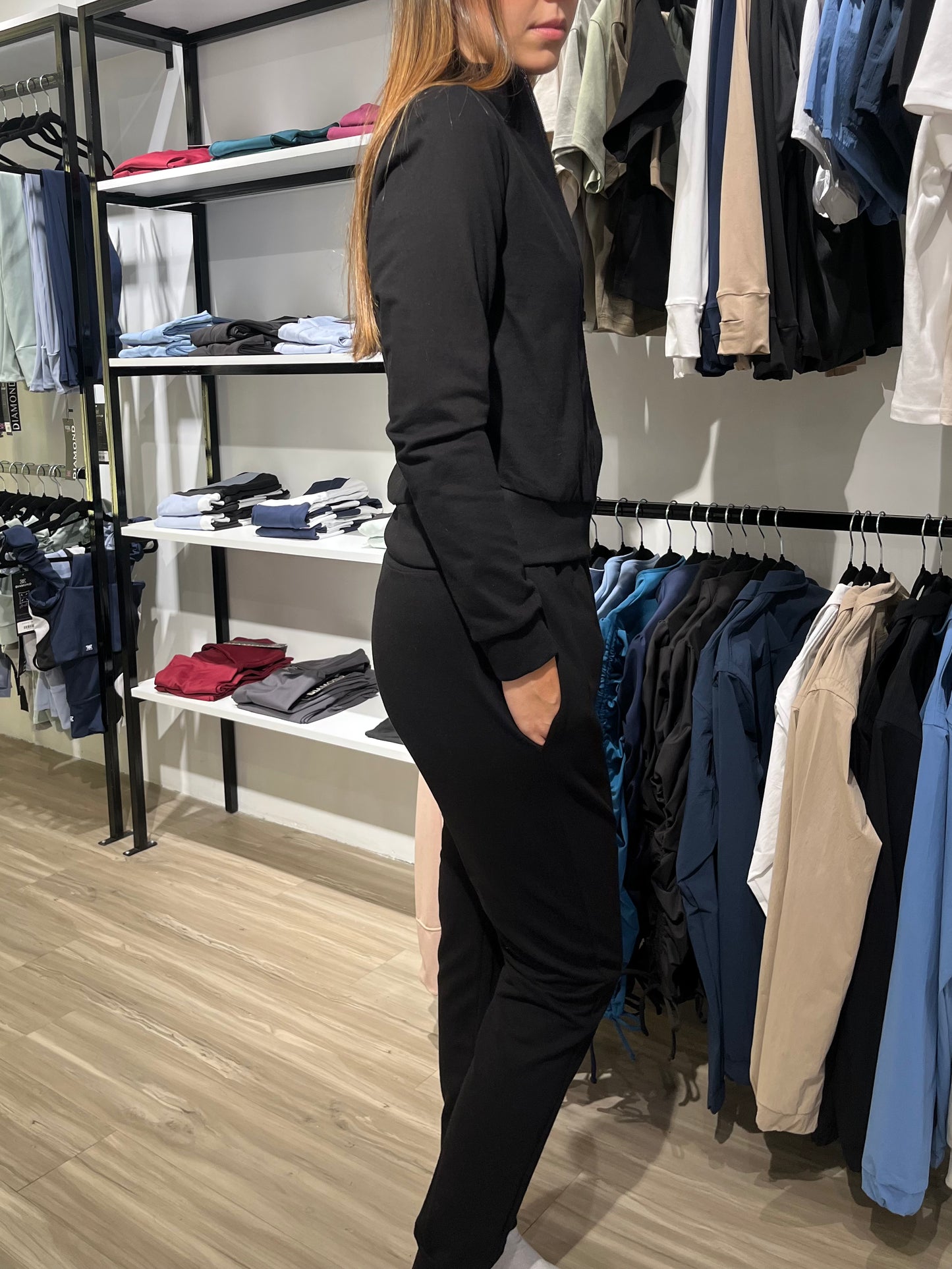 AURA SET / BLACK